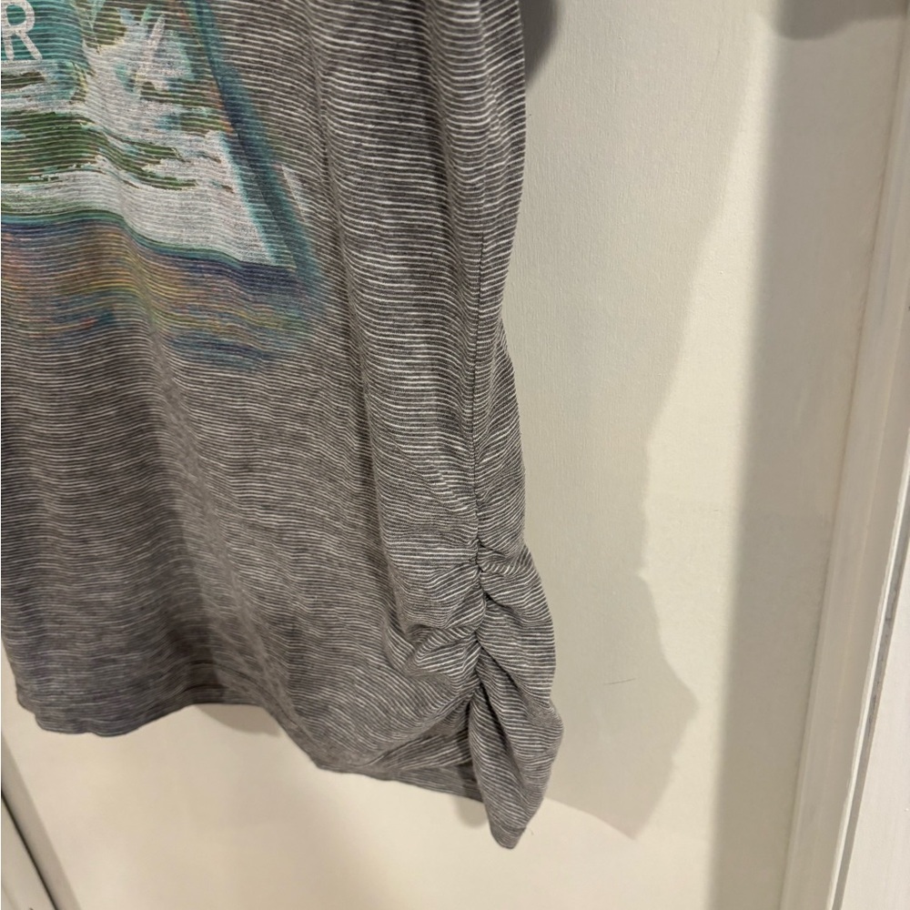 Hanes women’s gray summer shirt 2X - Picture 3 of 5
